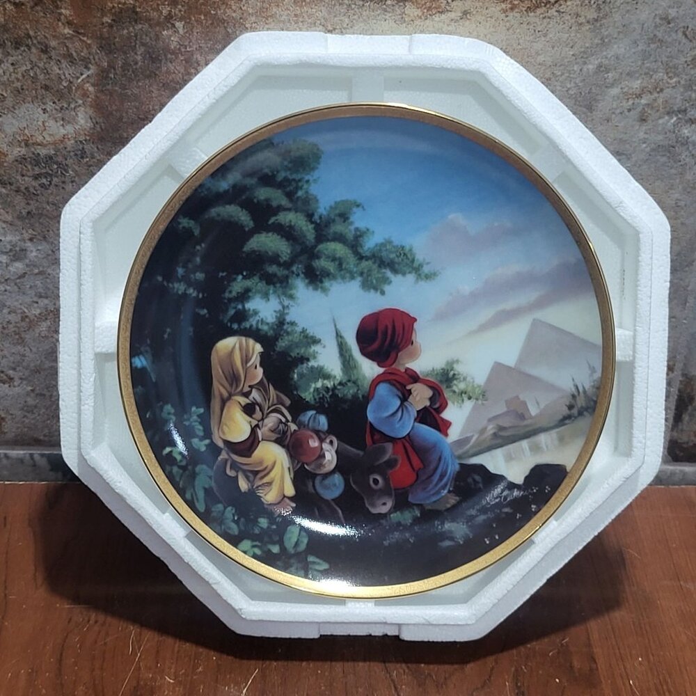 Precious Moments Decorative Plate Hamilton The Flight Into Egypt 1992